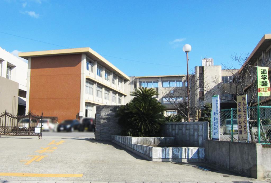 平坂中学校(周辺) 平坂中学校(周辺)